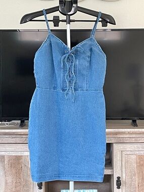 IRIS - GUC Blue Denim Lace-Up Bodycon Mini Dress Size M